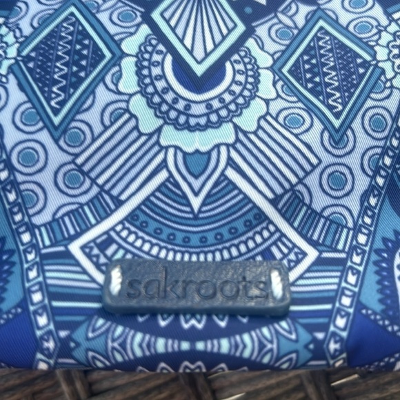Sakroots Artists circle blue crossbody purse. New without tags. - Picture 2 of 11